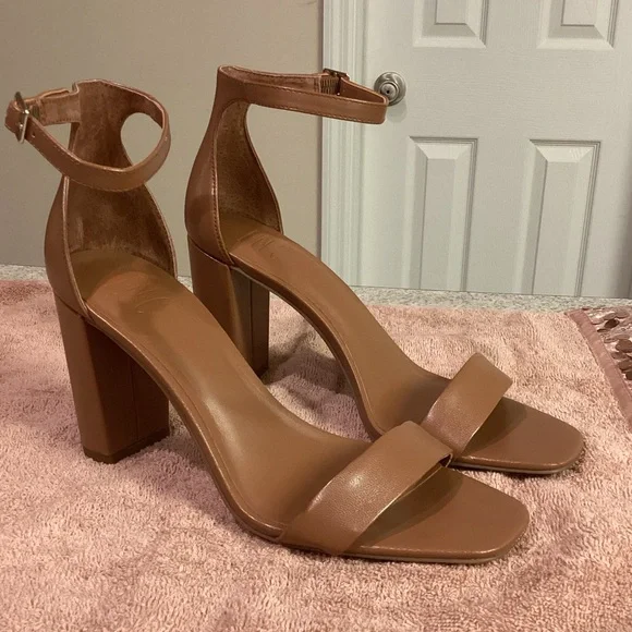 INC International Concepts Chestnut Block Heels - Picture 6 of 11